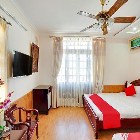 Oyo 563 Phu Thinh Hotel Nha Trang Exterior photo